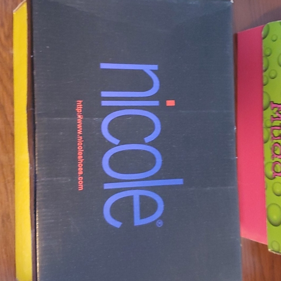 Shoes - Picture 5 of 5